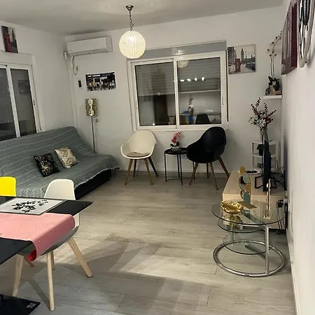Completo, Mascotas Aceptadas Apartamento Arenales del Sol
